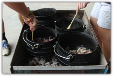 Swamp Camp Pojtke Meal